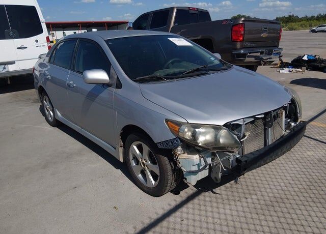 2011 TOYOTA Corolla