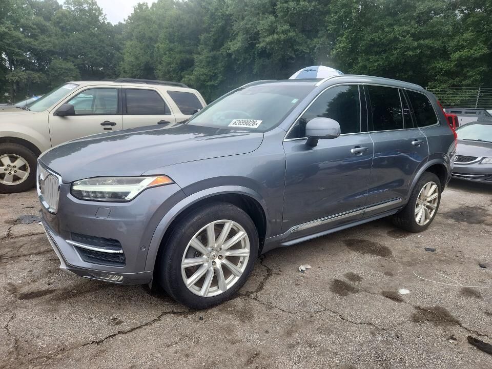 2016 VOLVO XC90
