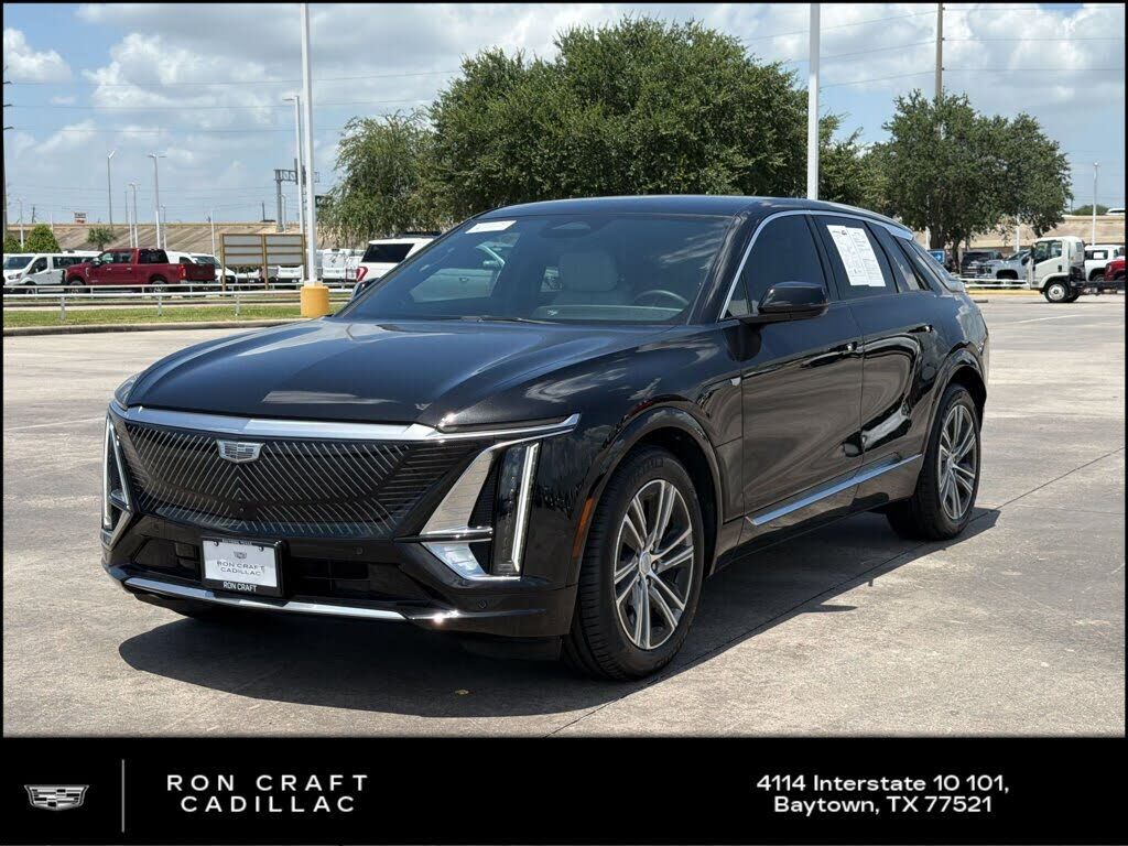 2024 CADILLAC Lyriq