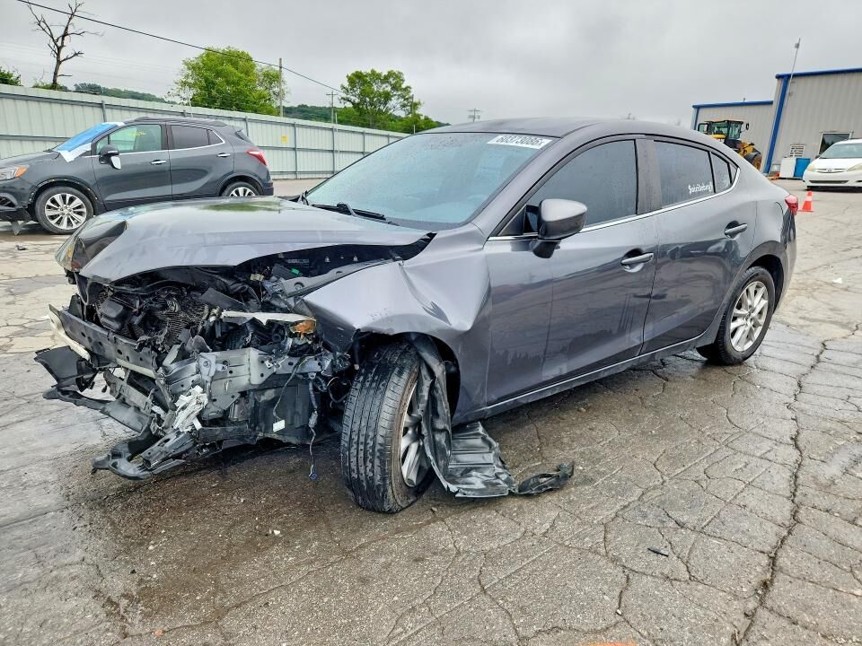 2016 MAZDA Mazda3