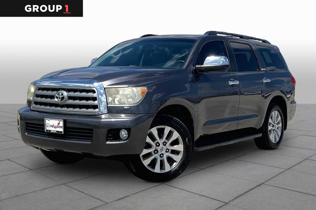 2013 TOYOTA Sequoia