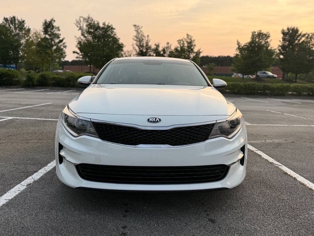 2017 KIA Optima