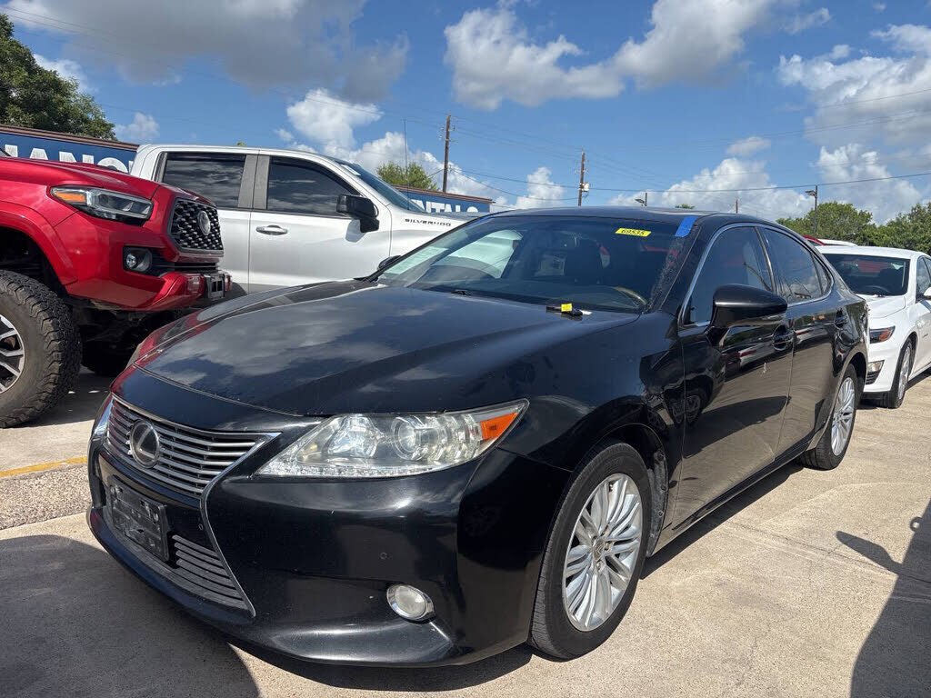 2013 LEXUS ES
