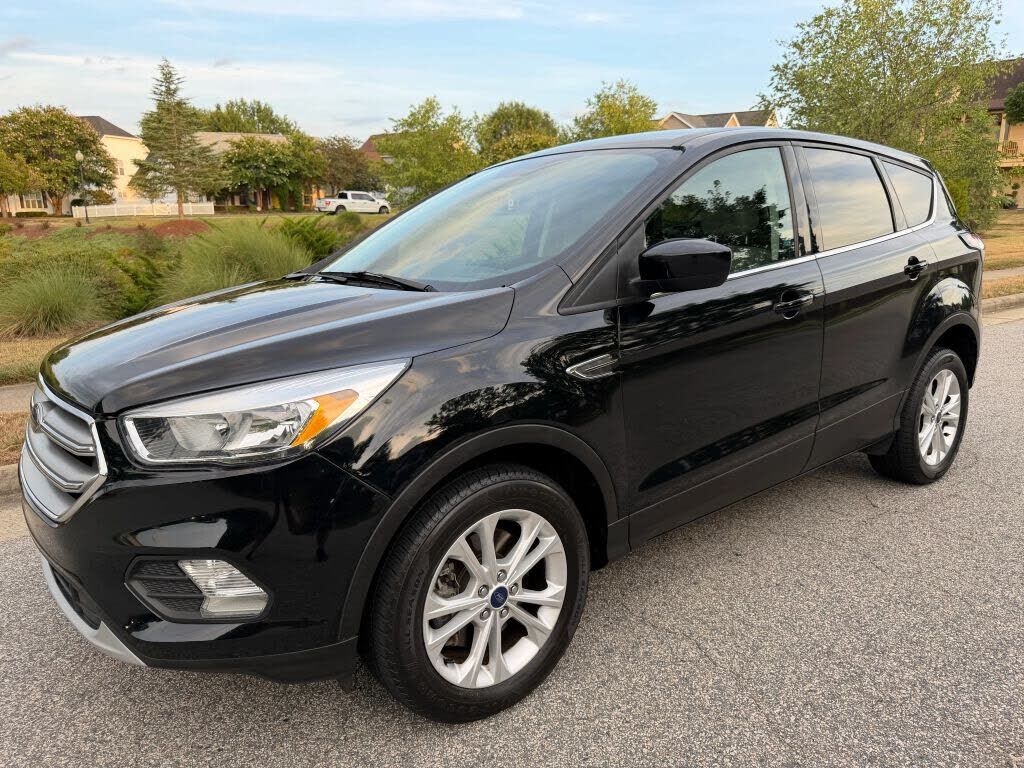 2017 FORD Escape