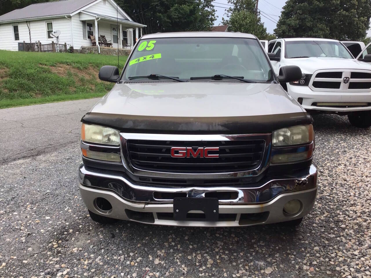 2005 GMC Sierra