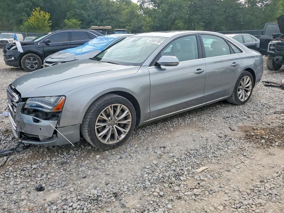 2013 AUDI A8