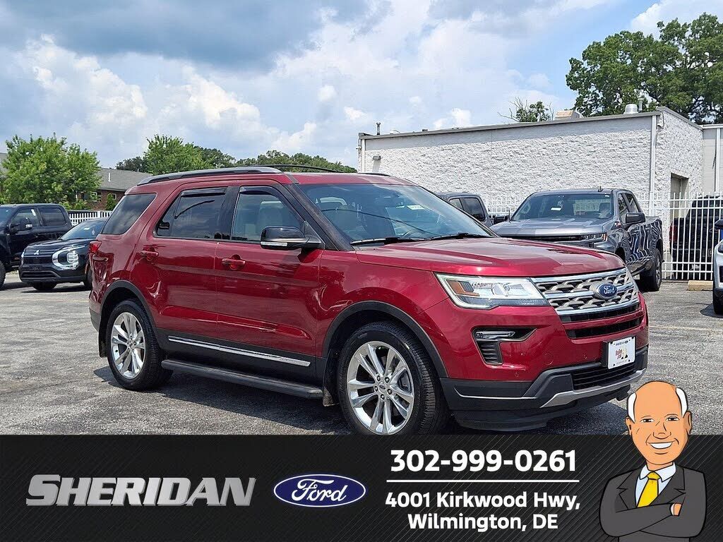2018 FORD Explorer