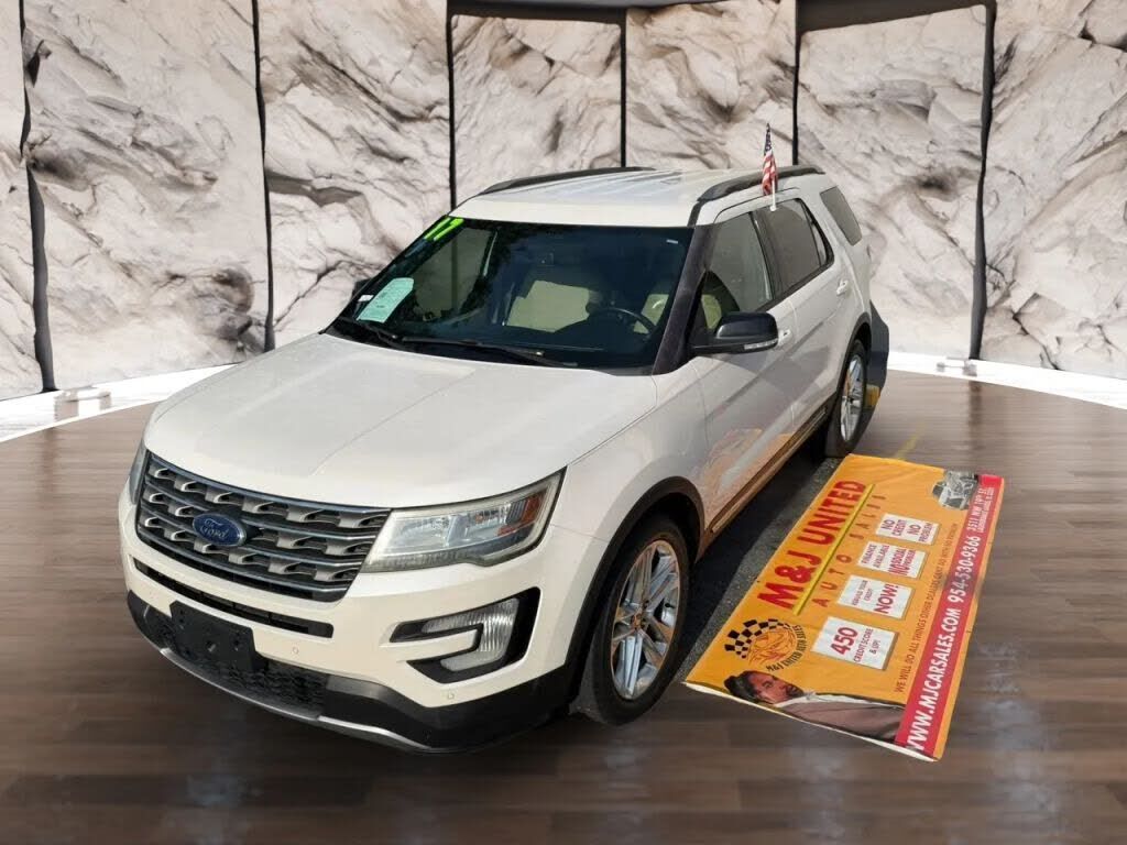 2017 FORD Explorer