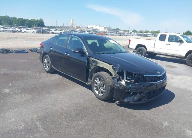 2019 KIA Optima