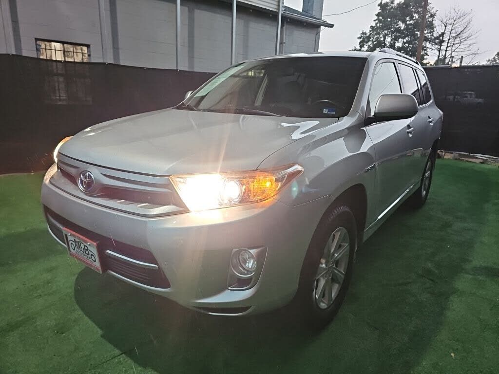 2013 TOYOTA Highlander