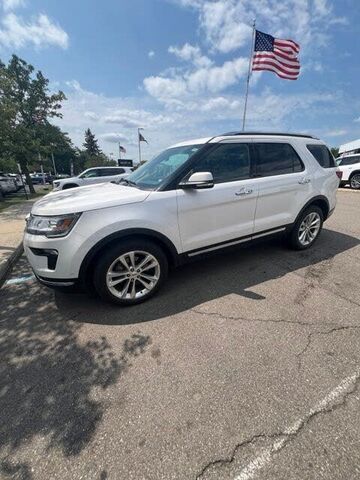 2018 FORD Explorer