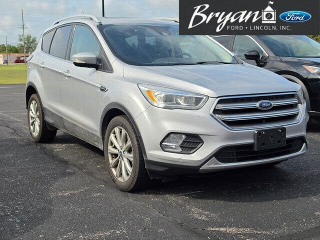 2017 FORD Escape