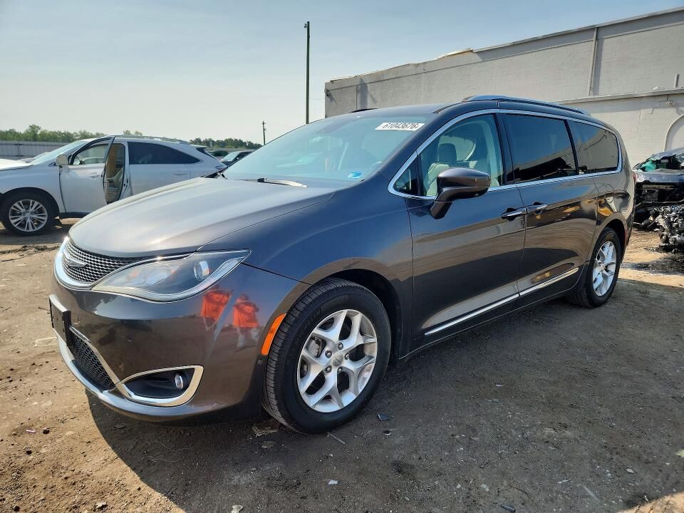 2018 CHRYSLER Pacifica