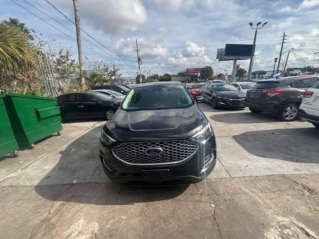 2023 FORD Edge