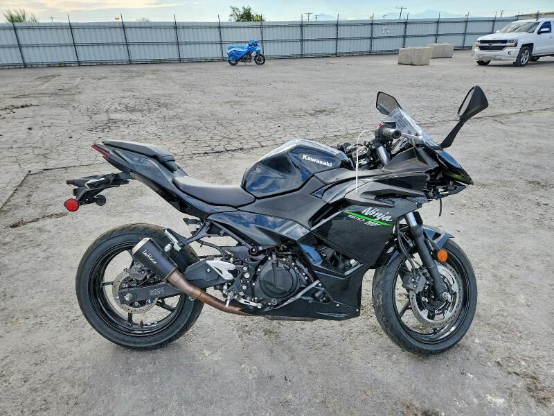 2024 KAWASAKI Ninja