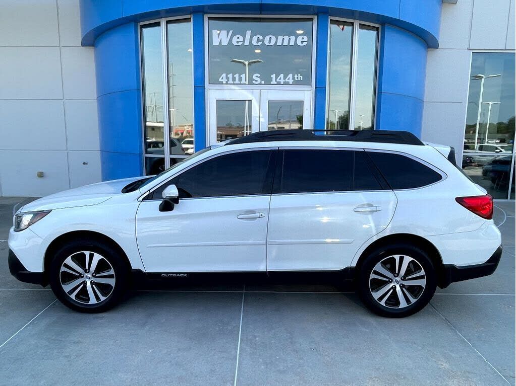 2018 SUBARU Outback