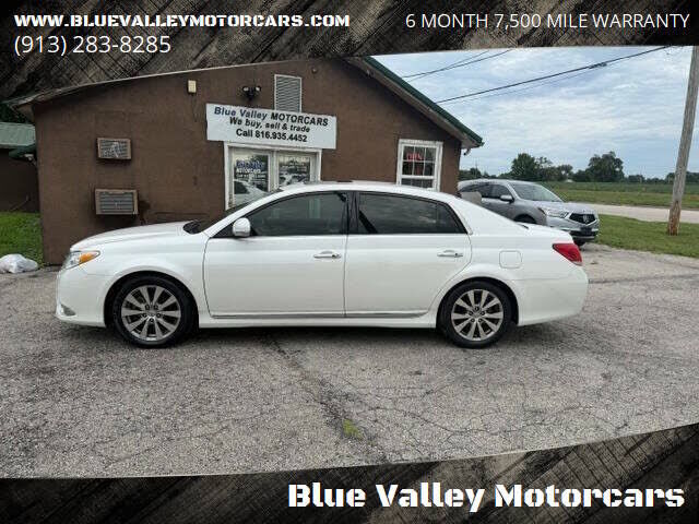 2011 TOYOTA Avalon
