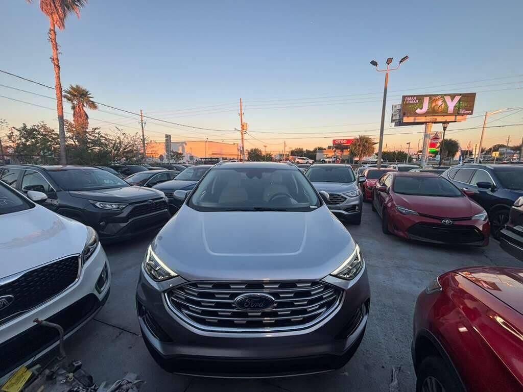 2022 FORD Edge