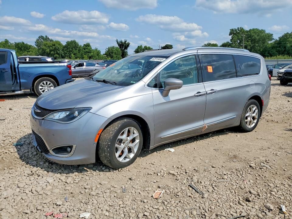 2017 CHRYSLER Pacifica