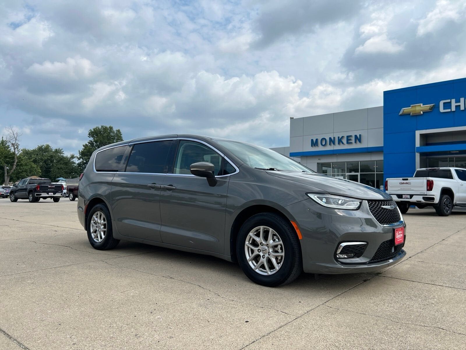 2023 CHRYSLER Pacifica