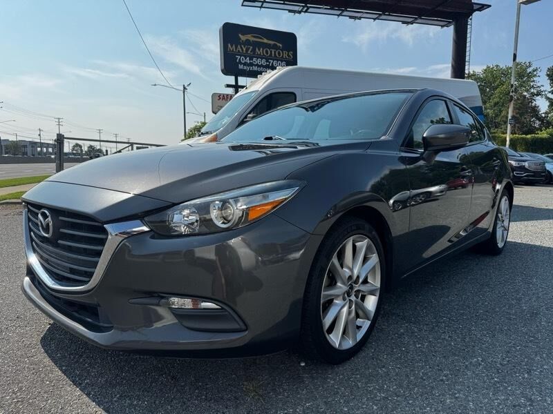 2017 MAZDA Mazda3
