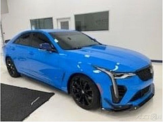 2023 CADILLAC CT4