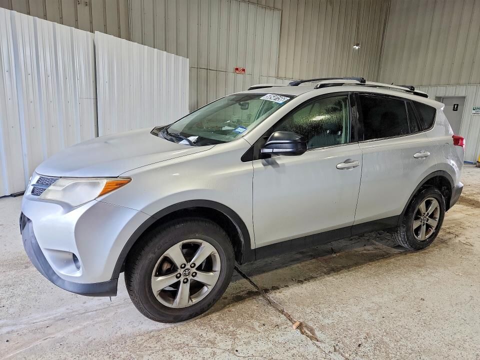 2015 TOYOTA RAV4