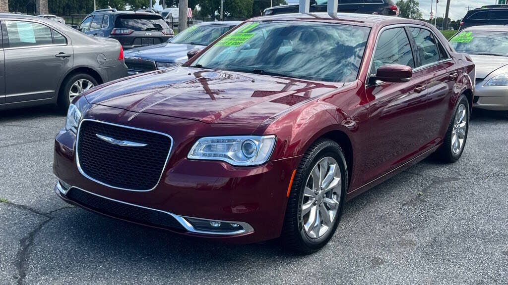 2017 CHRYSLER 300