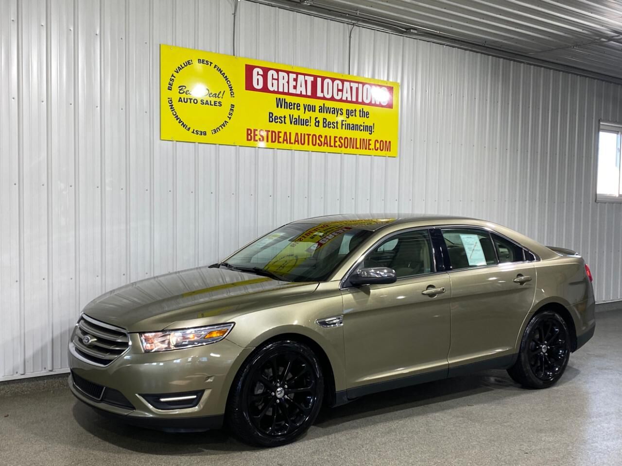 2013 FORD Taurus