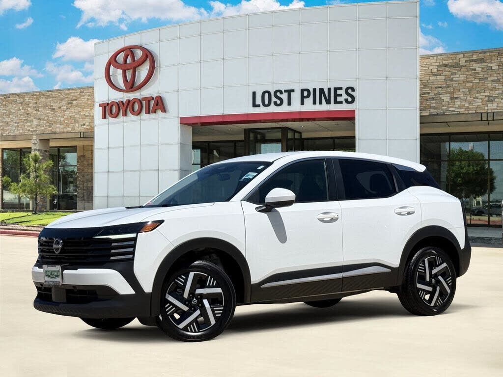 2025 NISSAN Kicks