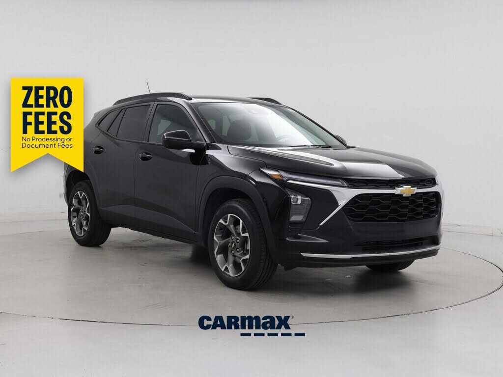 2025 CHEVROLET Trax