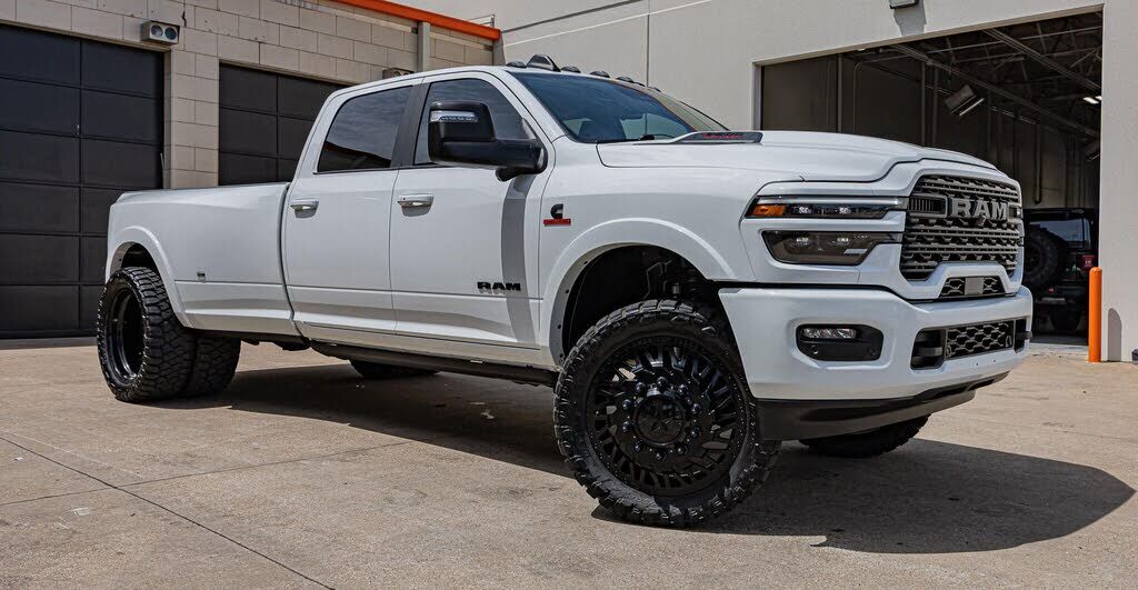 2025 RAM 3500