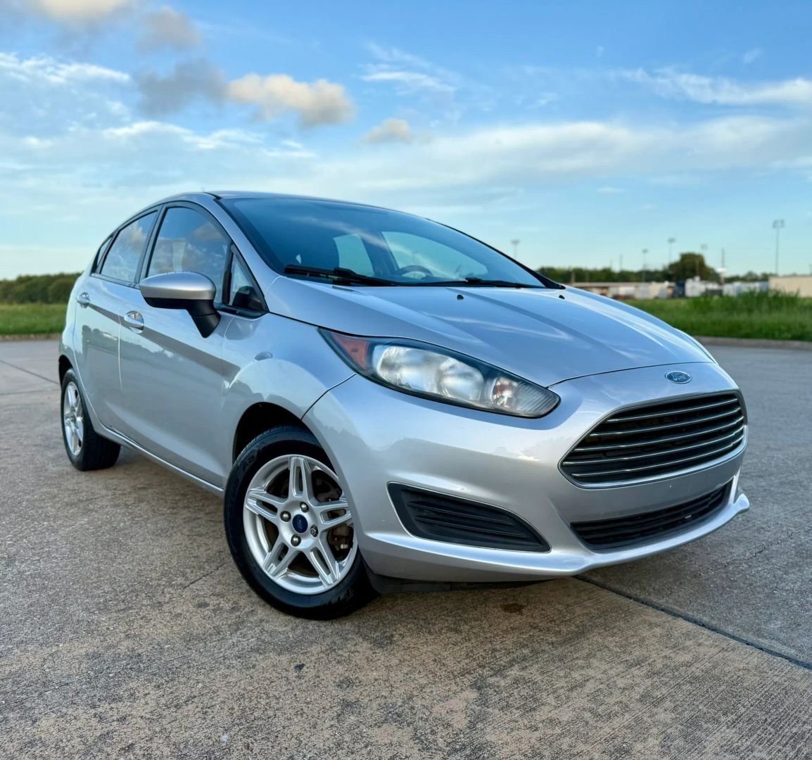 2017 FORD Fiesta