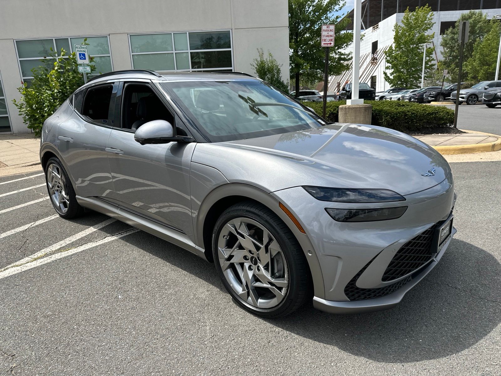 2023 GENESIS GV60