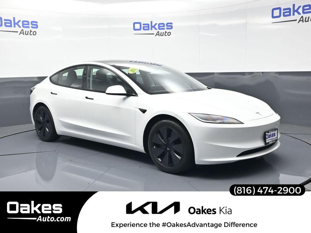2025 TESLA Model 3
