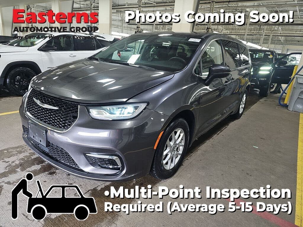 2023 CHRYSLER Pacifica