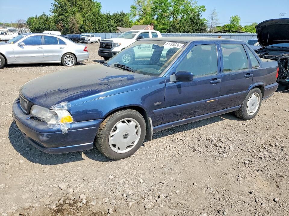 1998 VOLVO S70