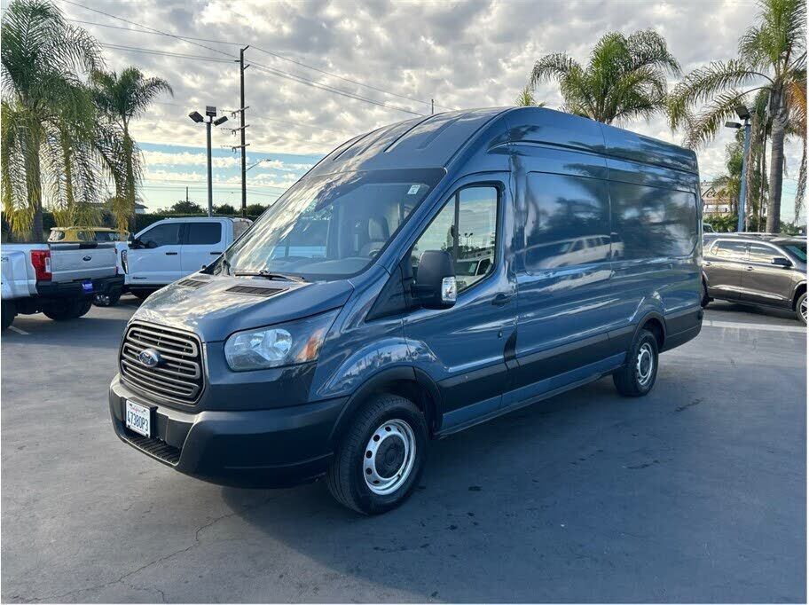 2019 FORD Transit