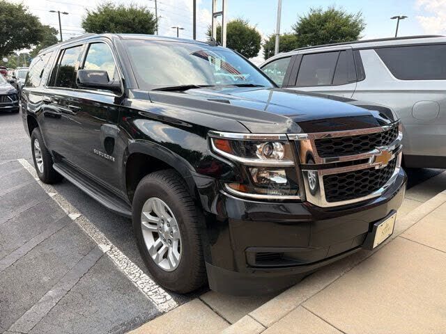 2017 CHEVROLET Suburban