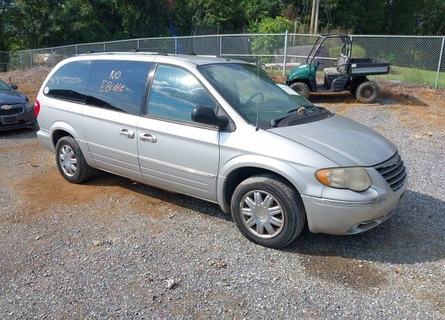 2007 CHRYSLER Town and Country