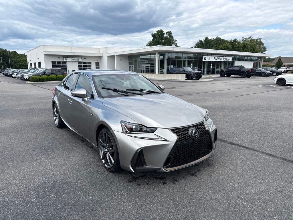 2018 LEXUS IS