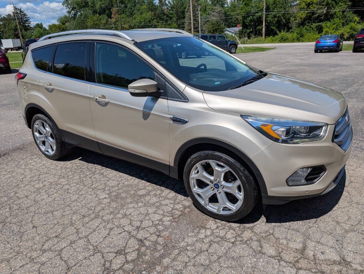 2017 FORD Escape