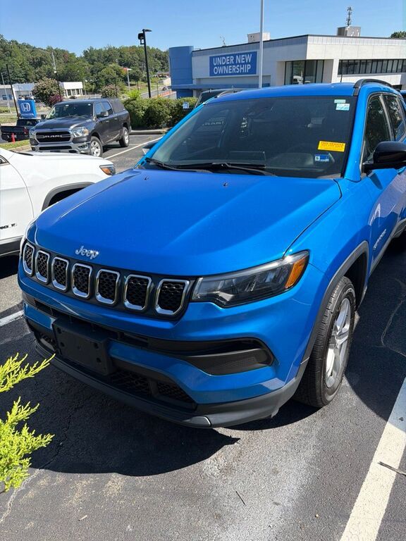 2023 JEEP Compass