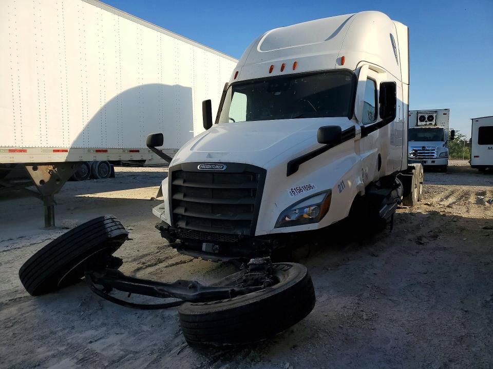 2021 FREIGHTLINER Cascadia