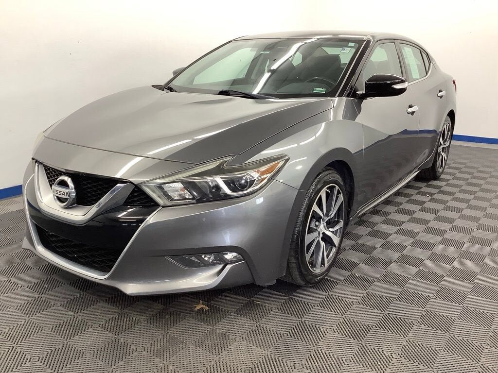 2017 NISSAN Maxima