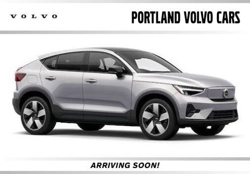 2023 VOLVO C40