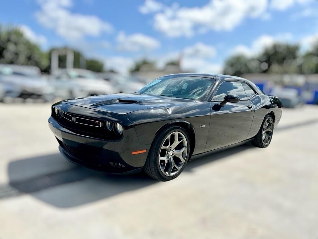 2015 DODGE Challenger