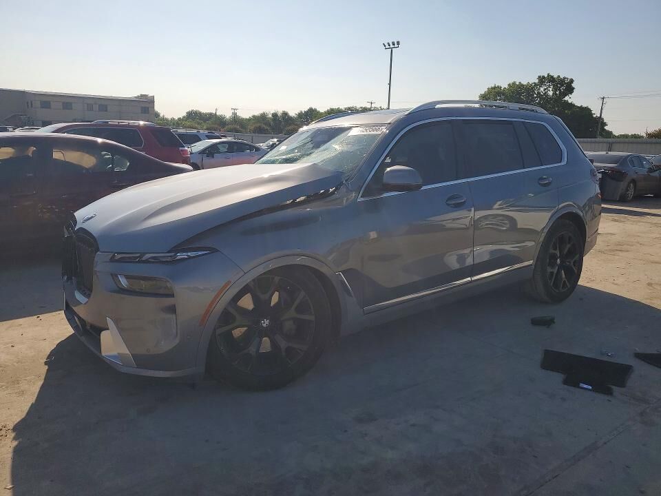 2025 BMW X7