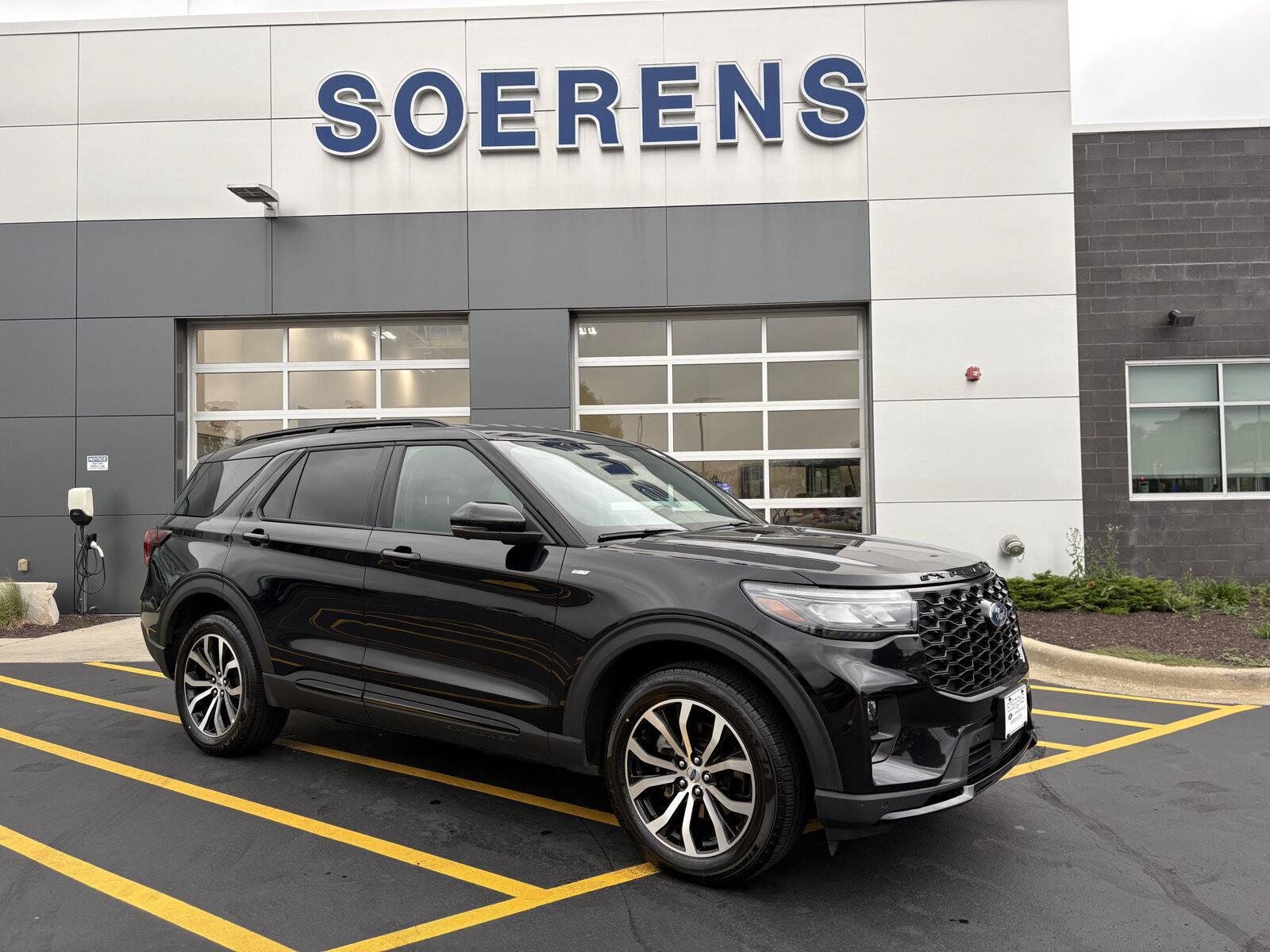 2025 FORD Explorer