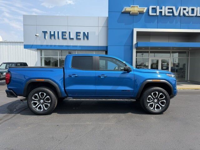 2023 GMC Canyon